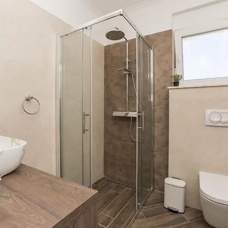 Holiday home Stunning In With Wifi